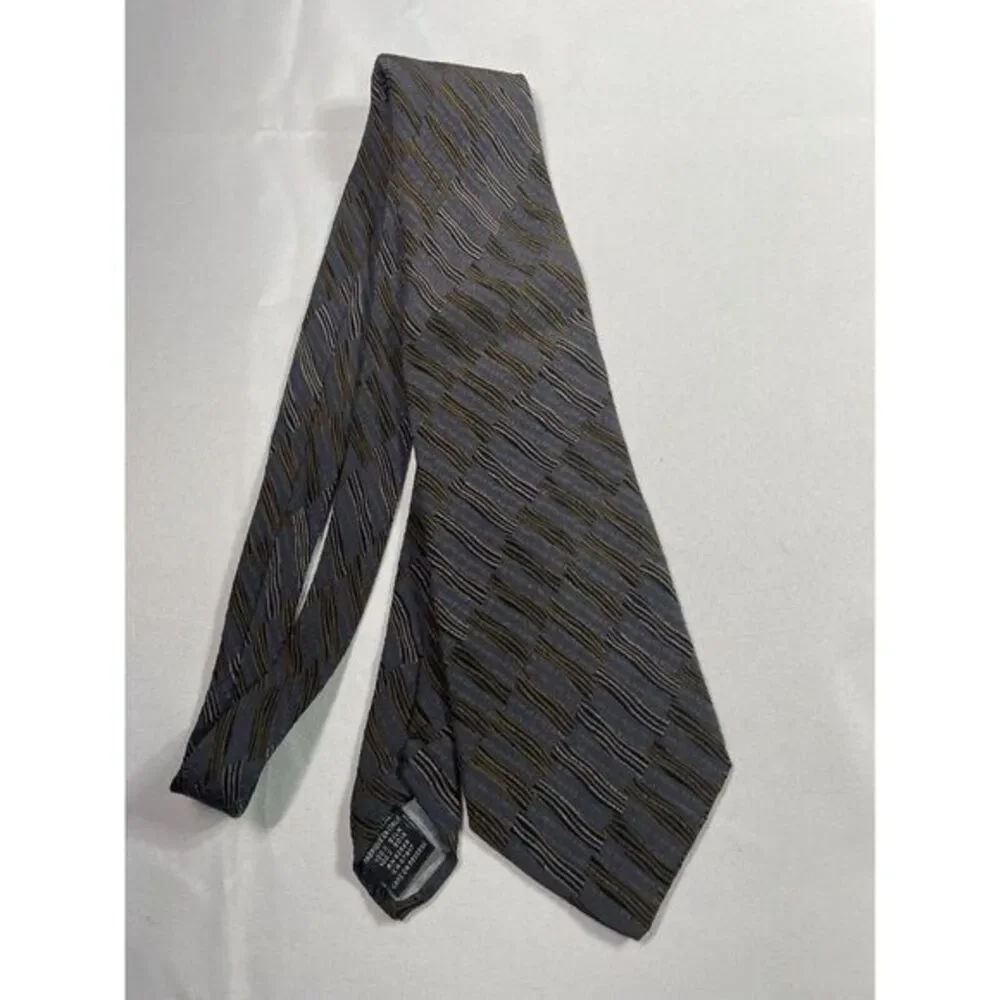 Men's MONDO DI MARCO Silk NECKTIE Tie‎ MADE IN ITALY Gray Striped